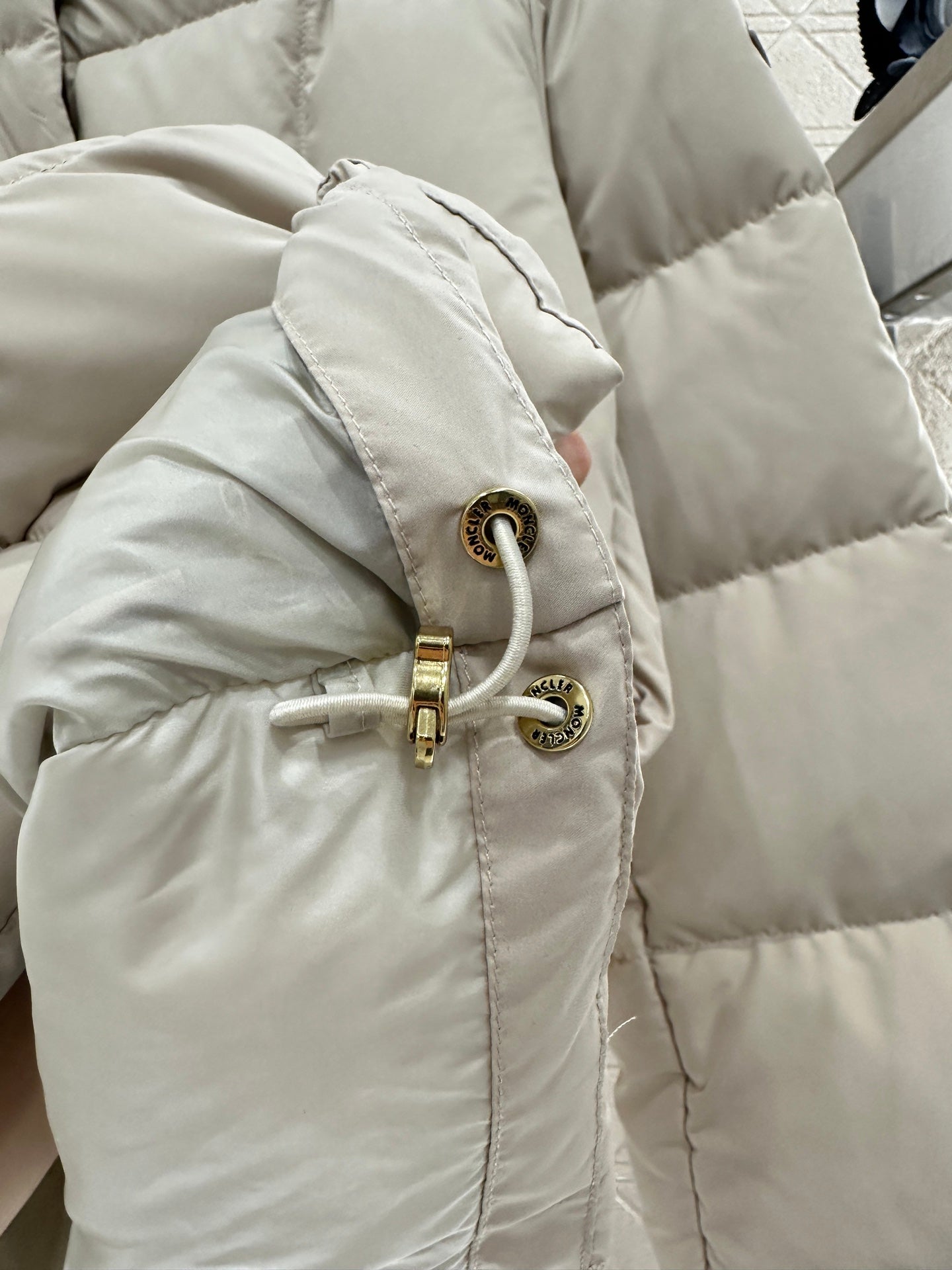 Mon 25fw down jacket