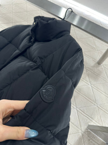 Mon 25fw down jacket