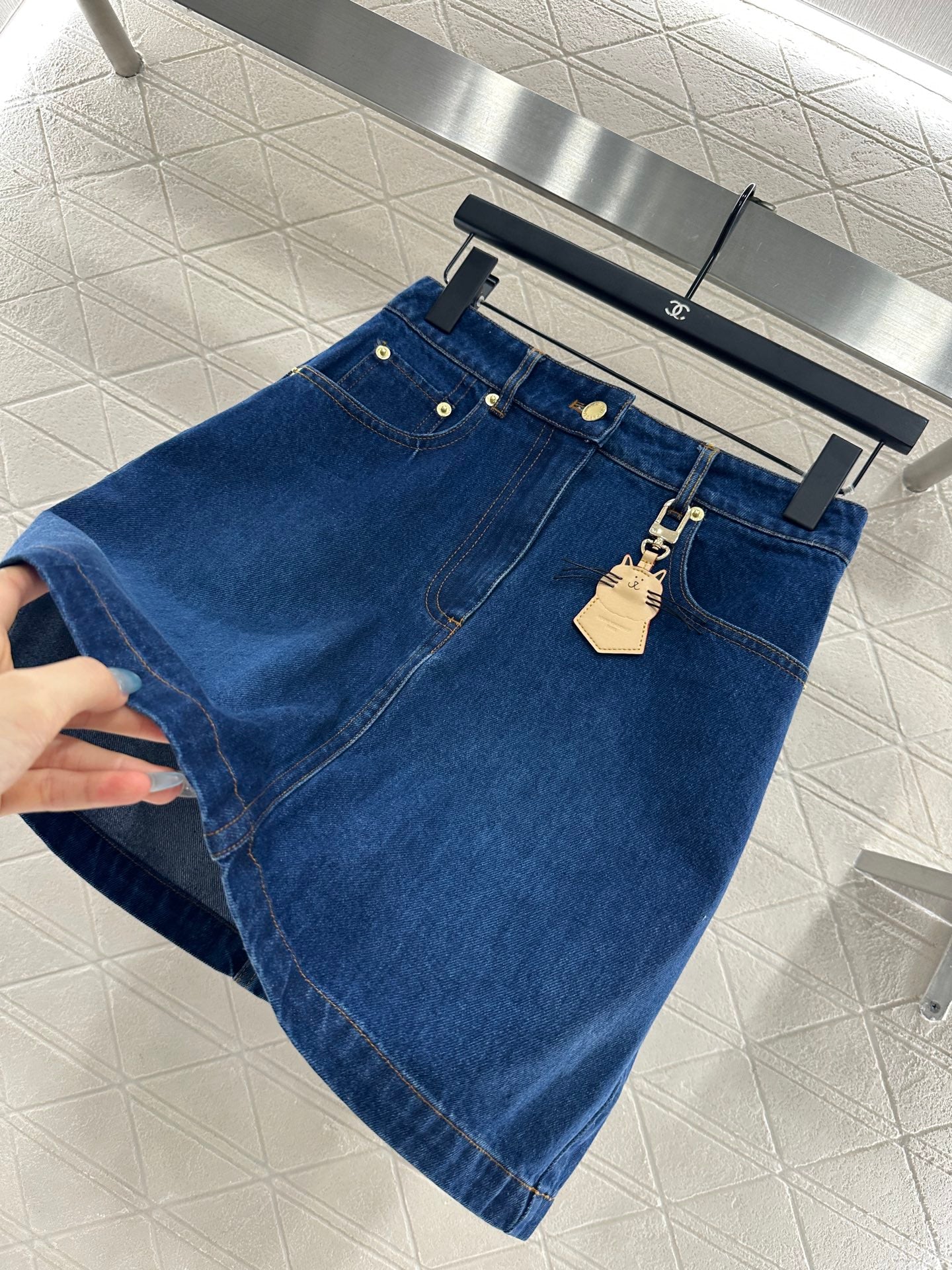 Louis 25fw leisure skirts