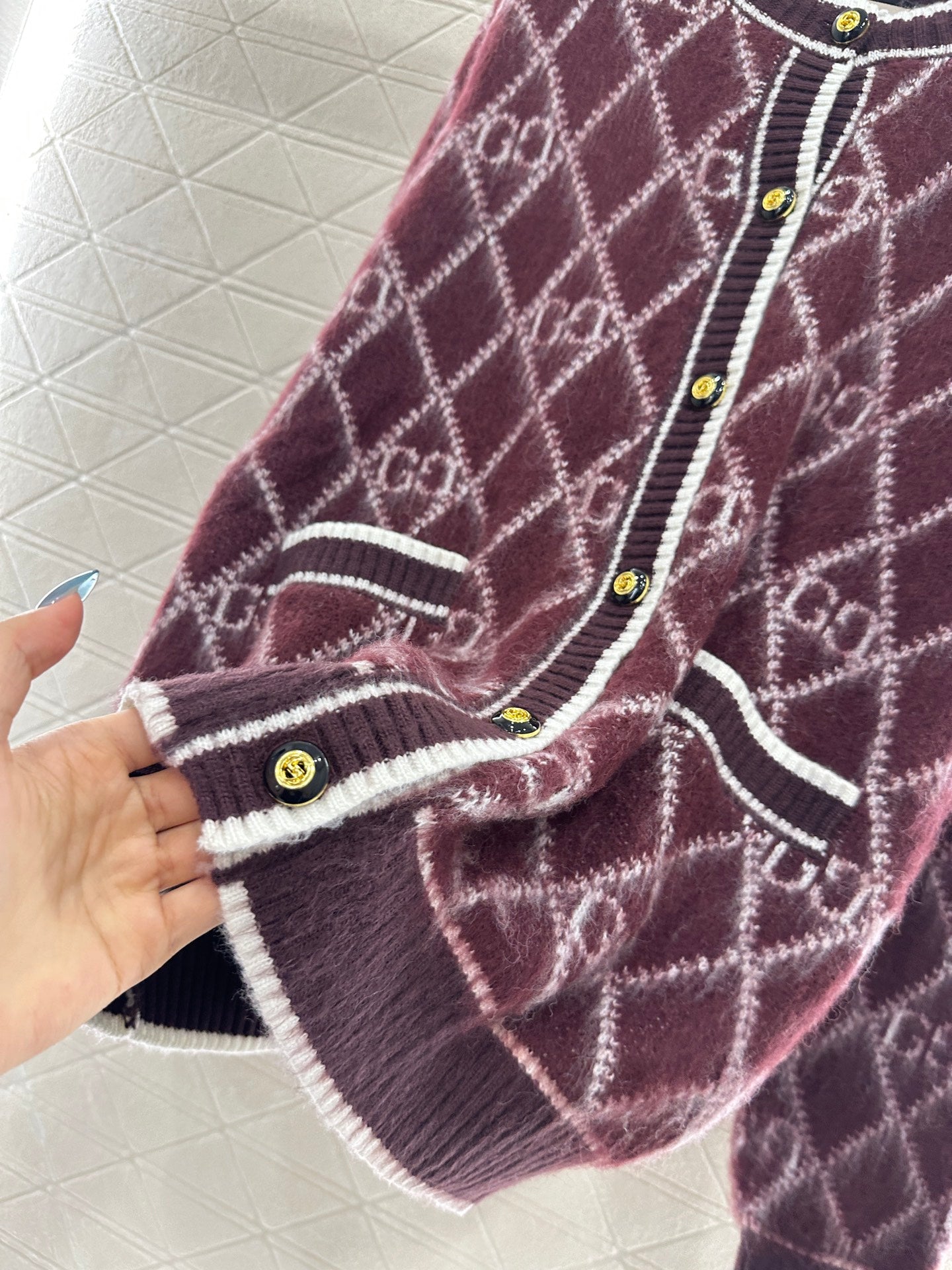 Guc 25fw jacquard cardigan