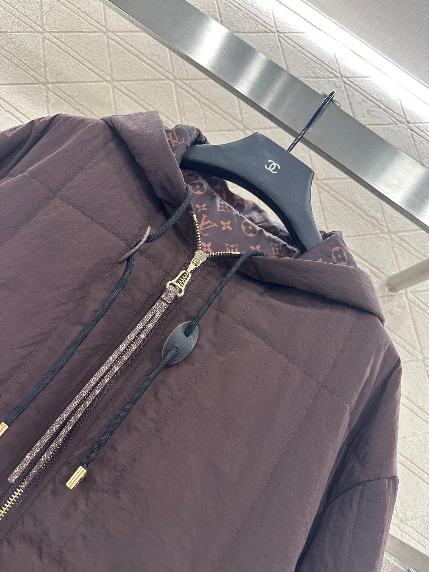 Louis 25fw down jacket