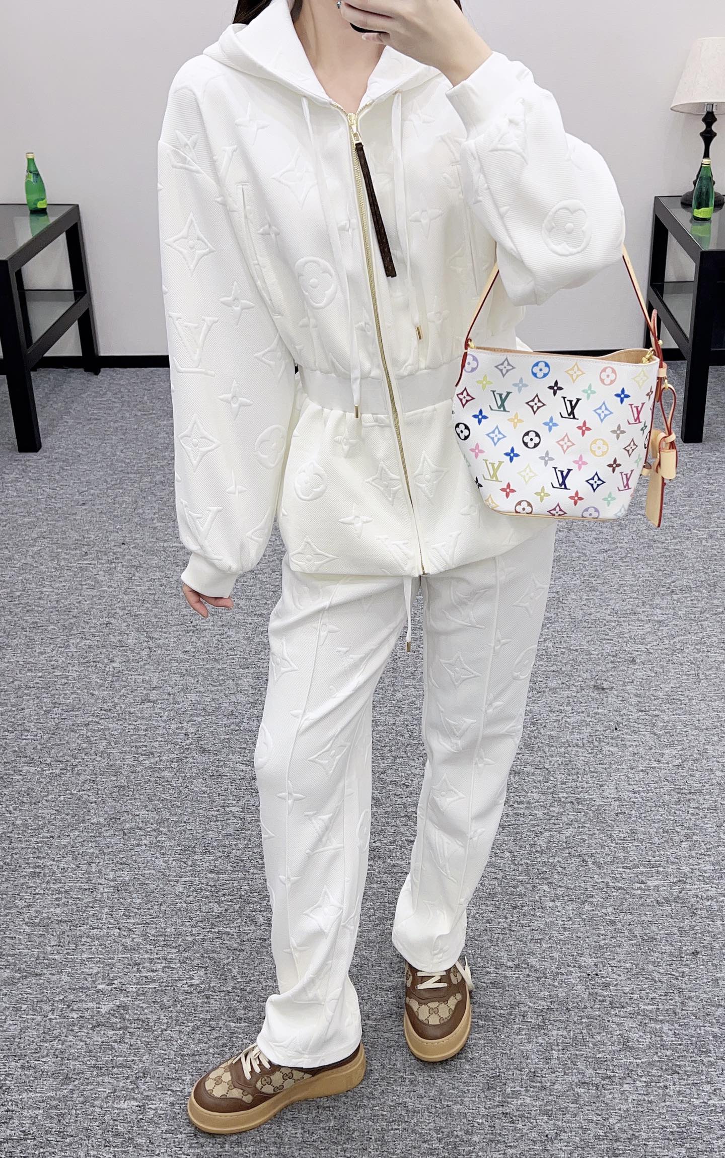Louis 25fw leisure suit