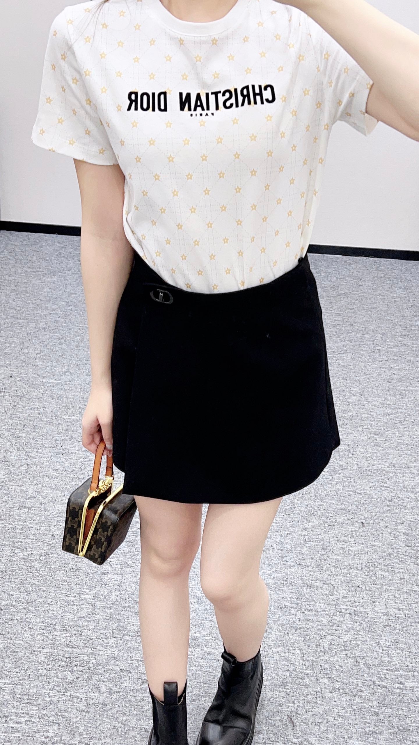 CD 25fw leisure t-shirt