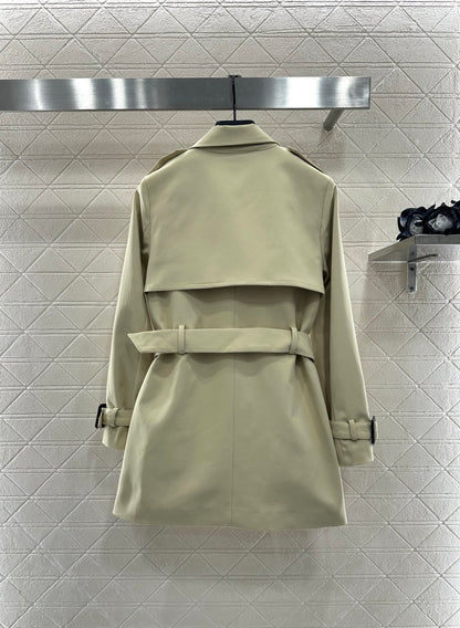 Guc 25fw trench coat