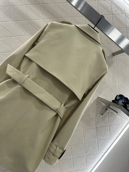 Guc 25fw trench coat