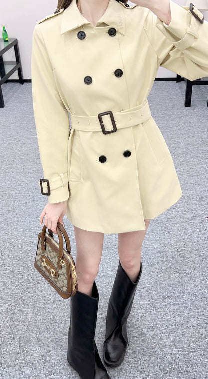 Guc 25fw trench coat