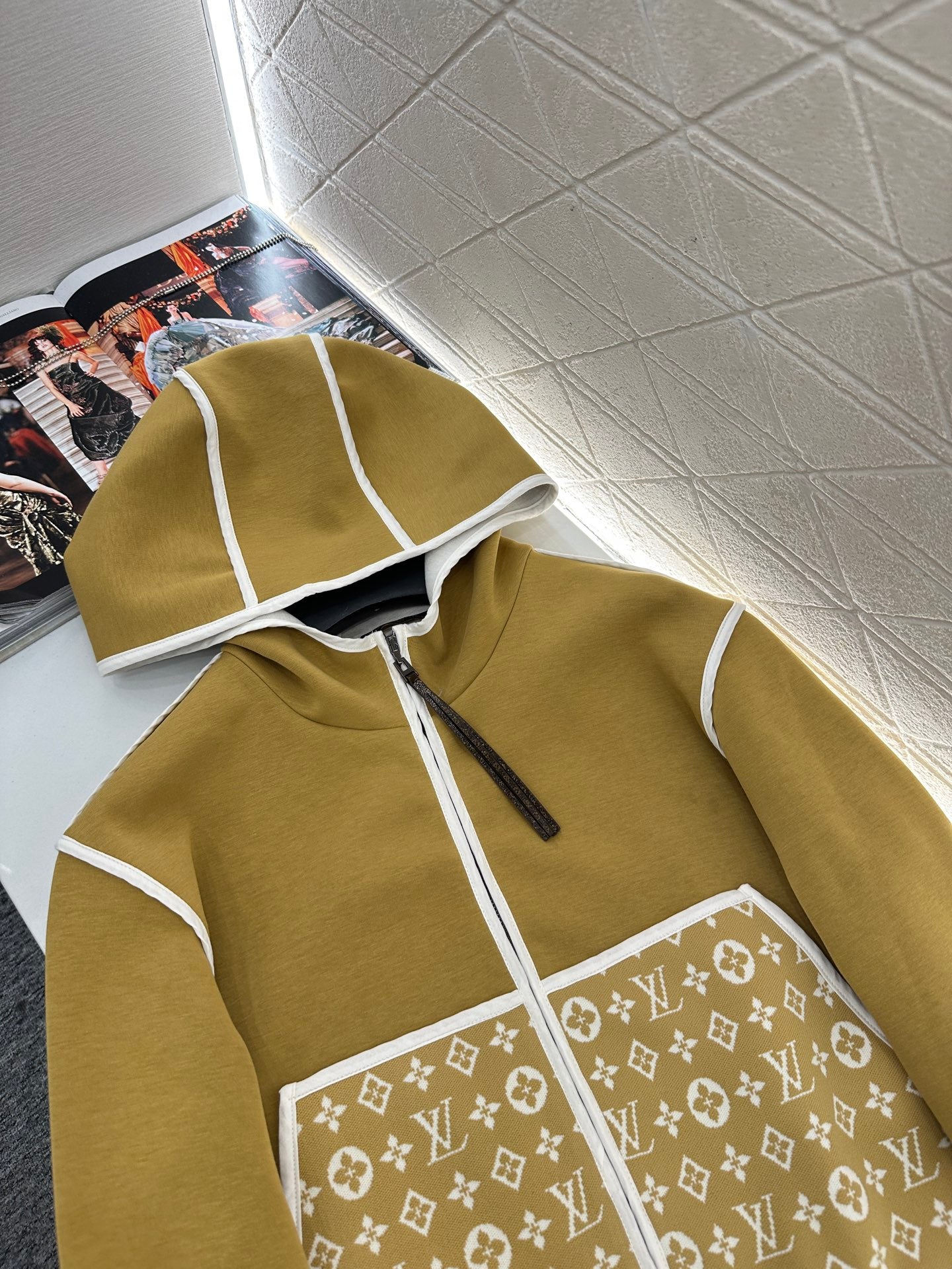 Louis 25fw jacquard suit