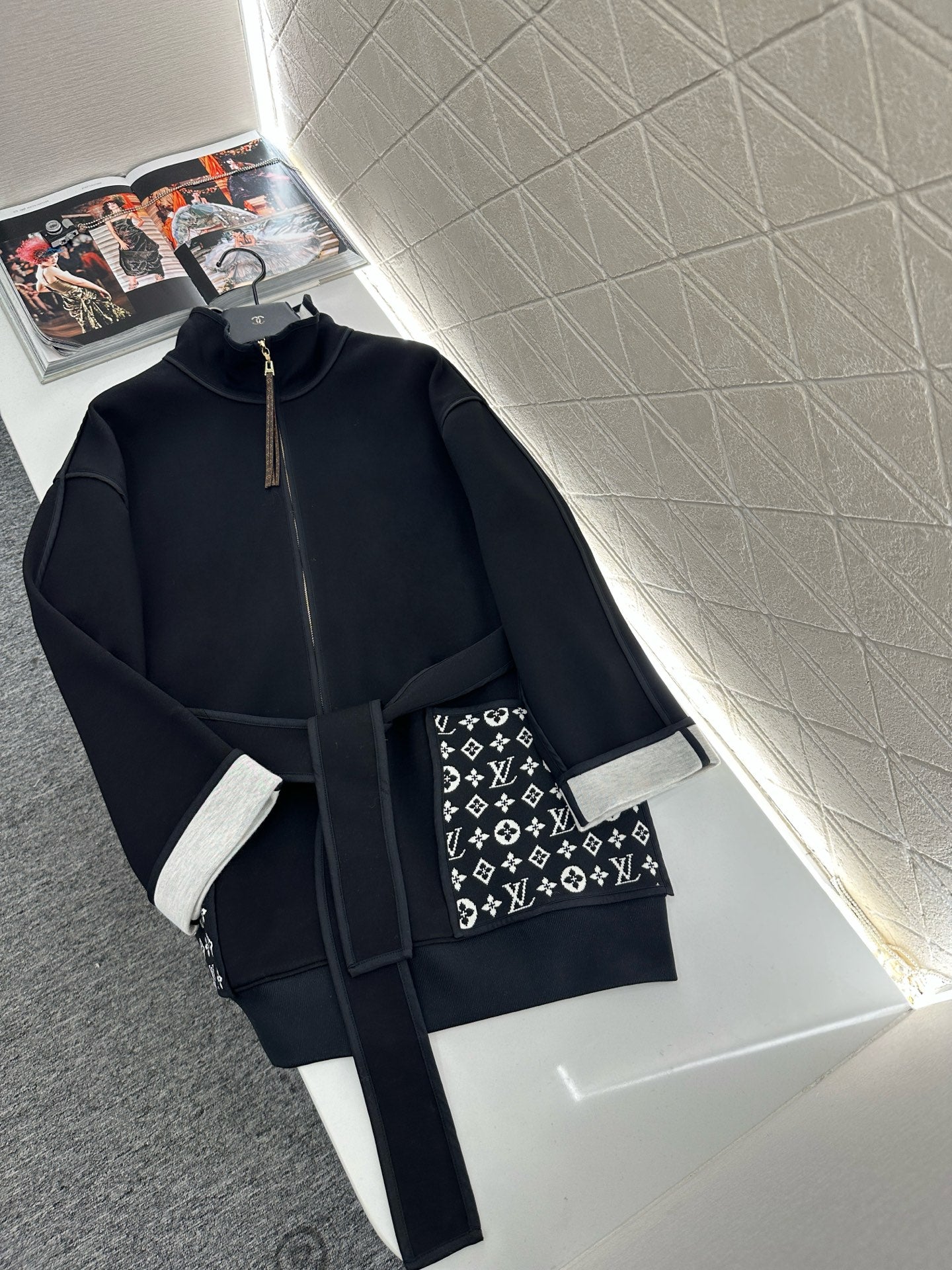 Louis 25fw jacquard coat