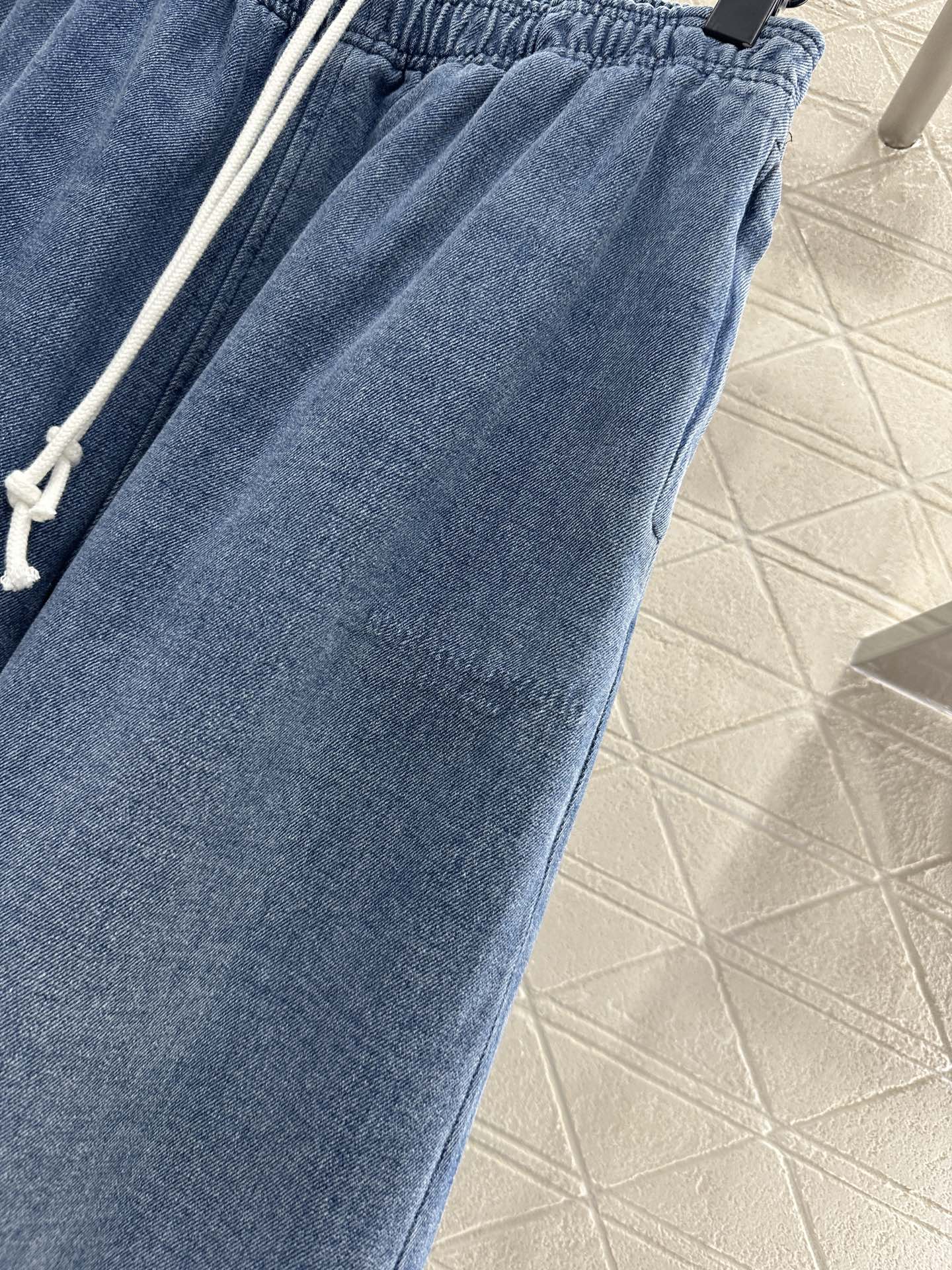 Alex 25fw leisure jeans