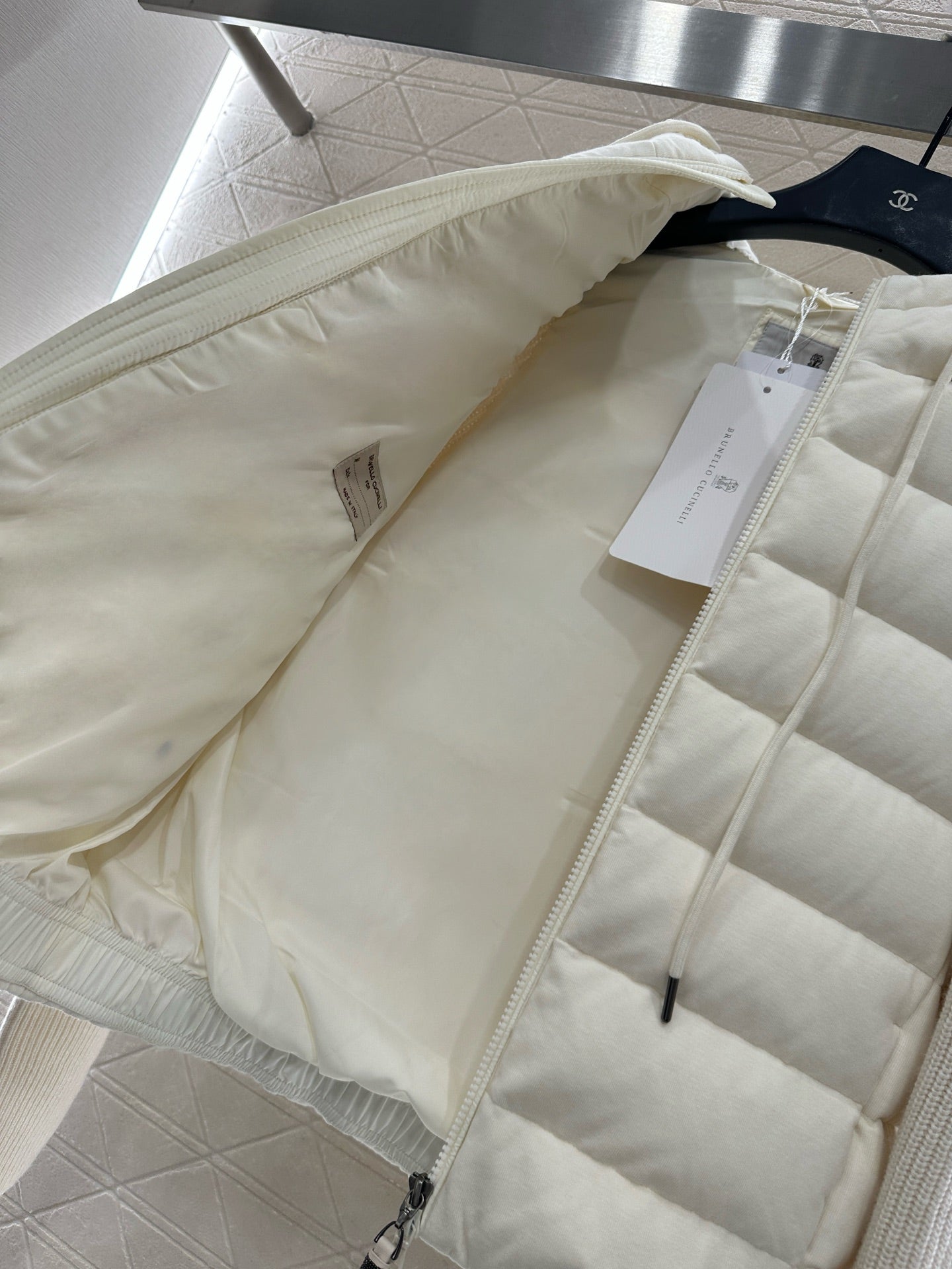 Brune 25fw down jacket