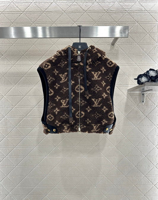 Louis 25fw all-match vest