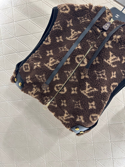 Louis 25fw all-match vest