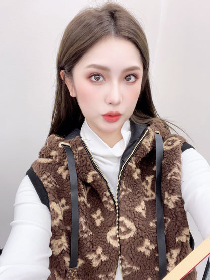 Louis 25fw all-match vest