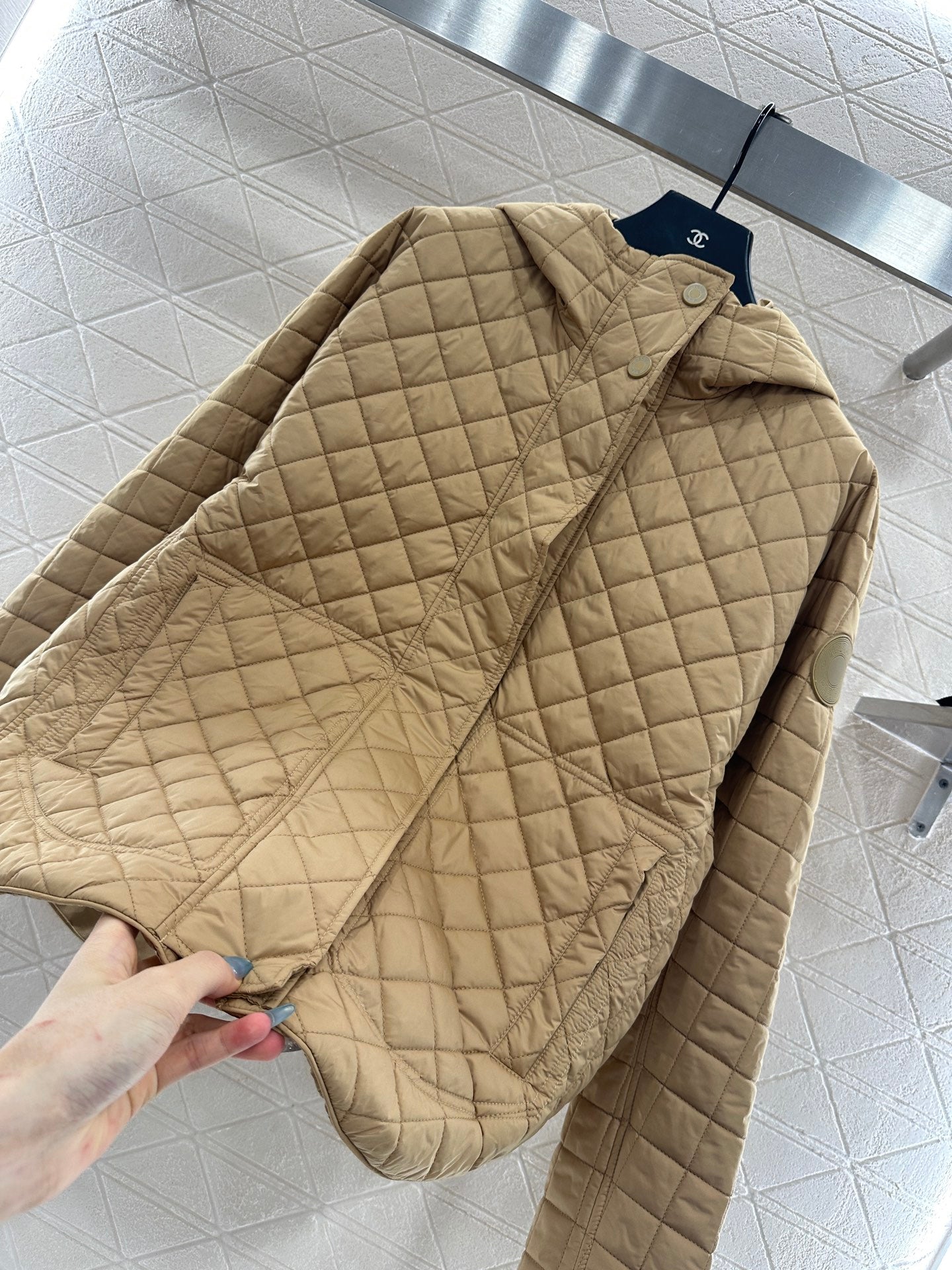 Herm 25fw down jacket