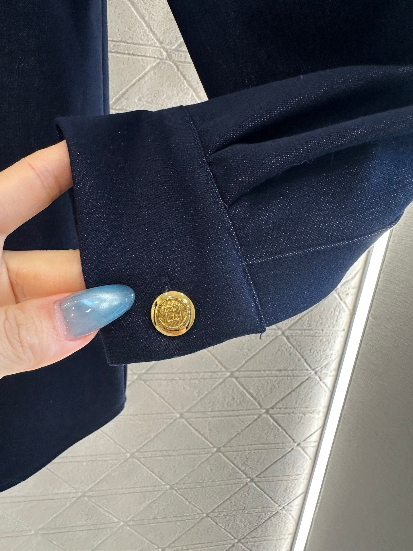 Herm 25fw buttons shirt
