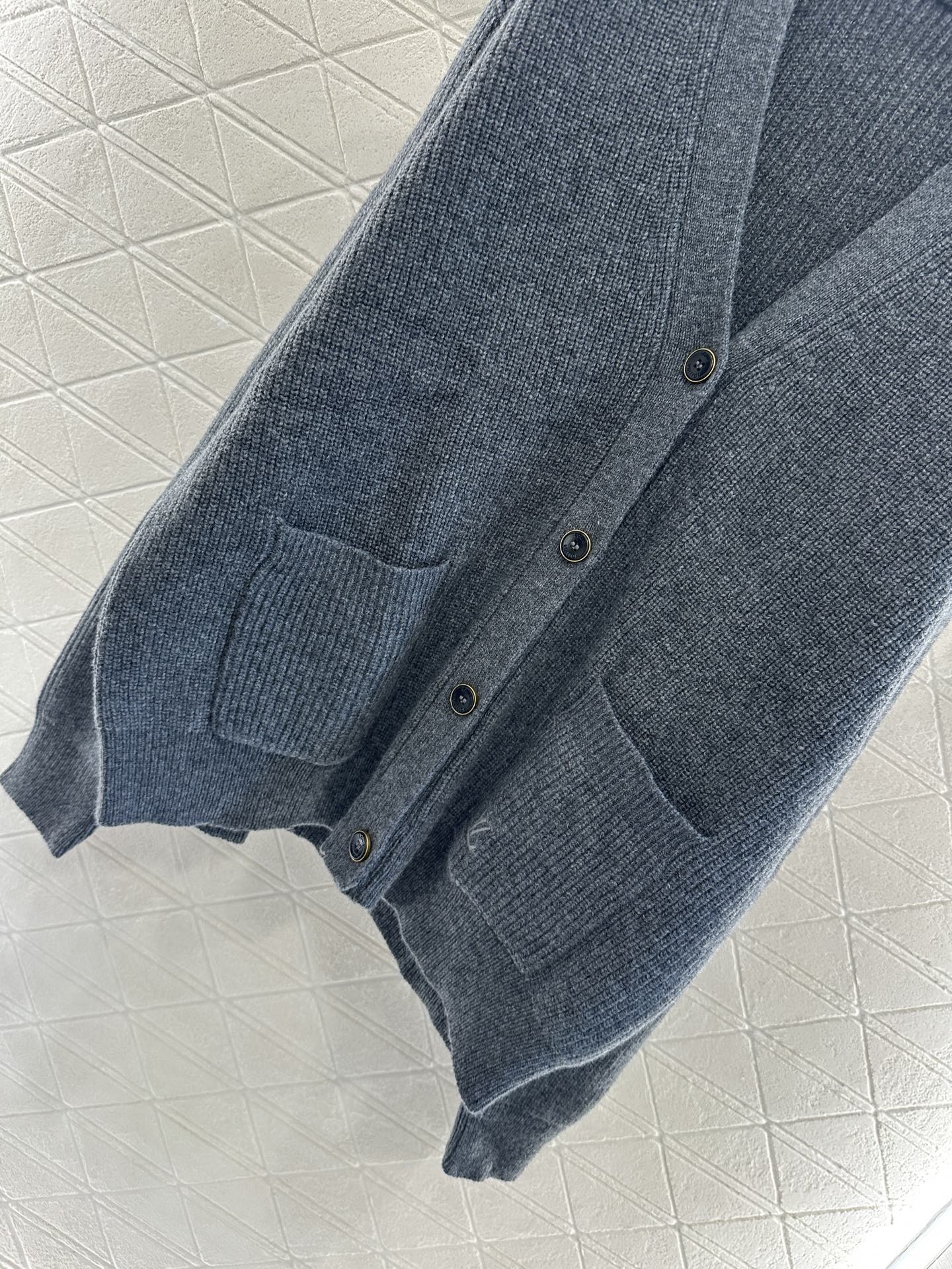 Louis 25fw knitted cardigan