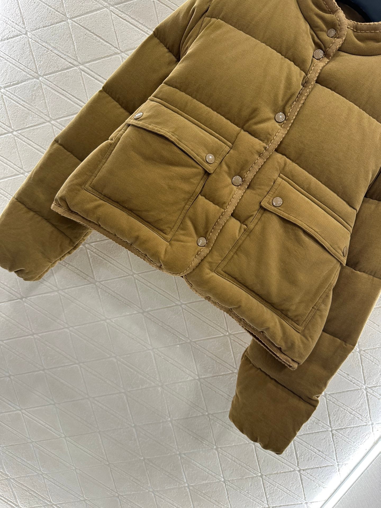 Mon 25fw down jacket