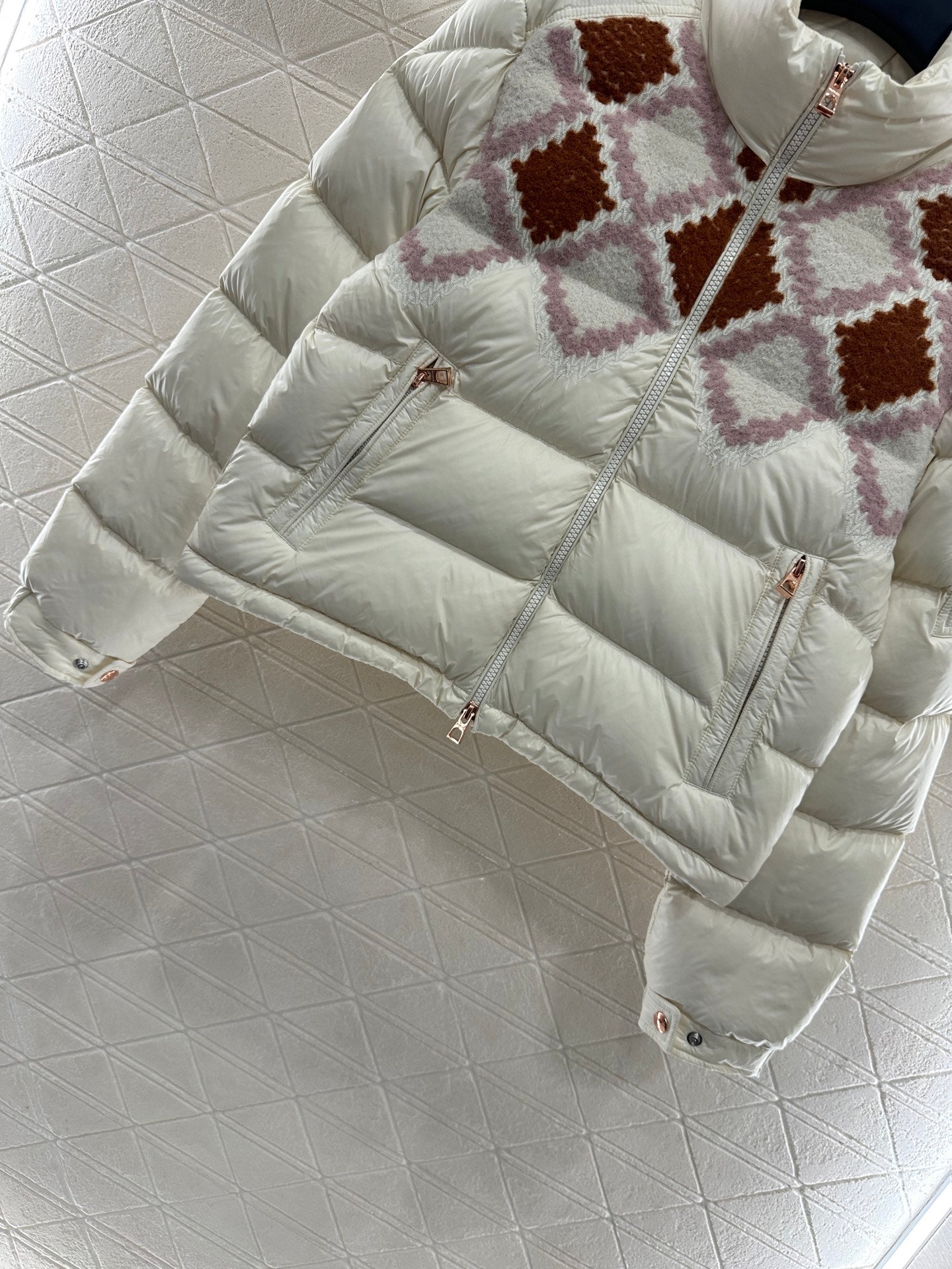 Mon 25fw down jacket