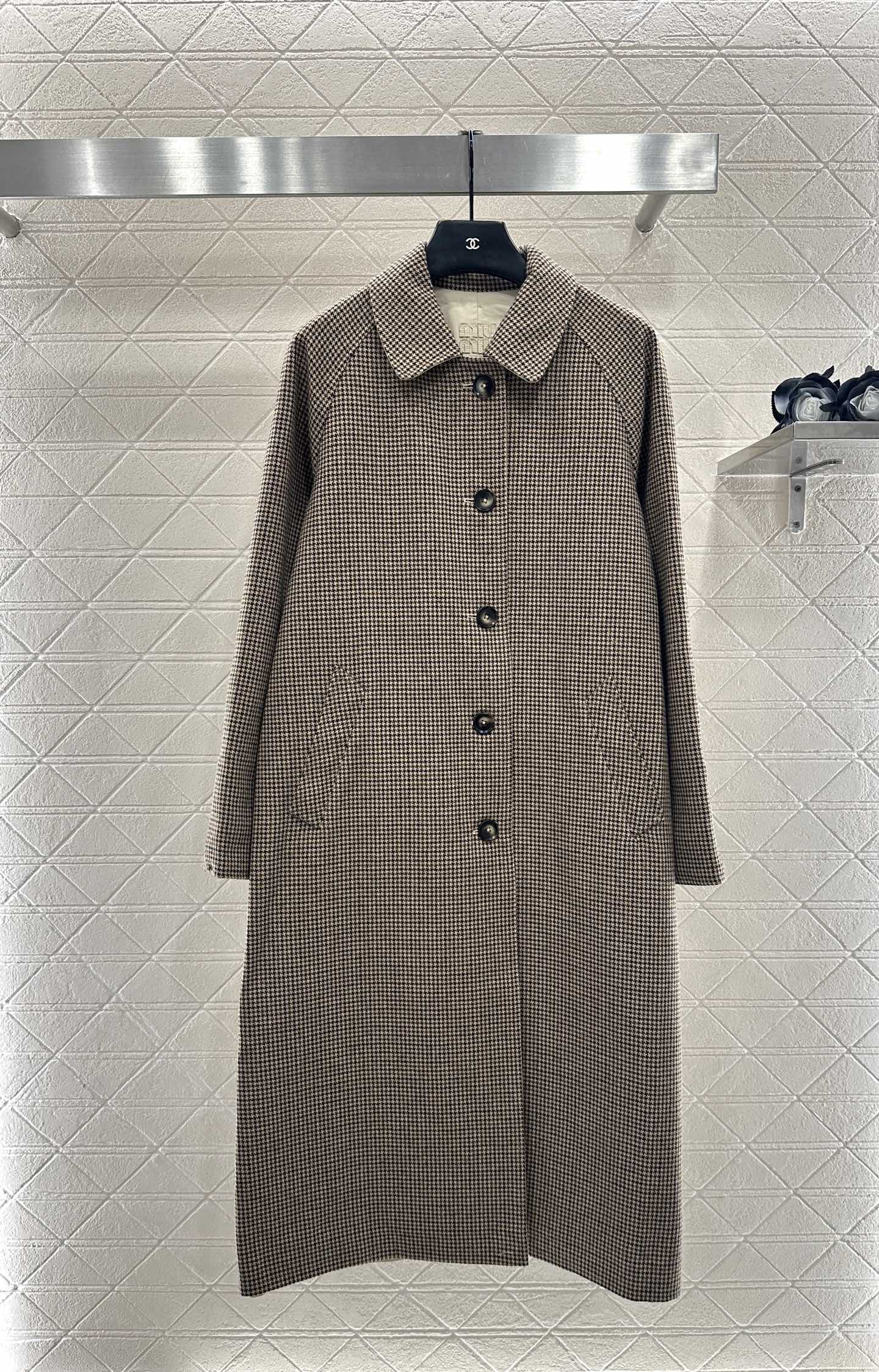 Miu  25fw rebellion trench coat