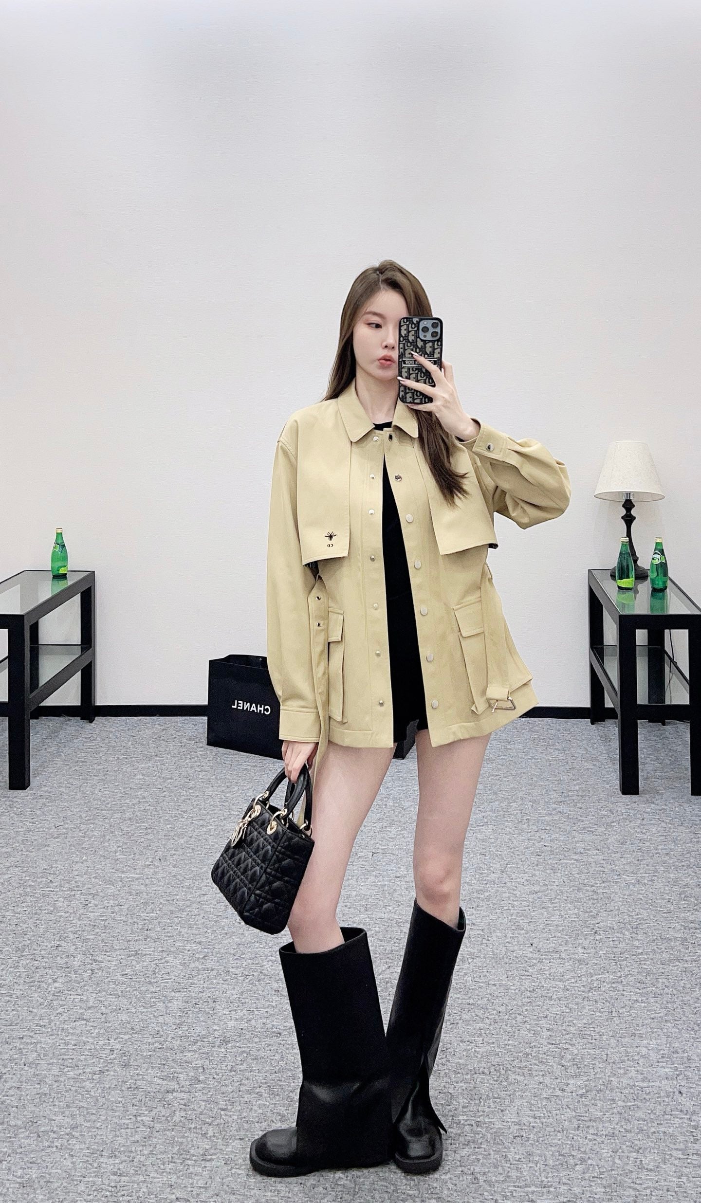 CD 25fw trench coat