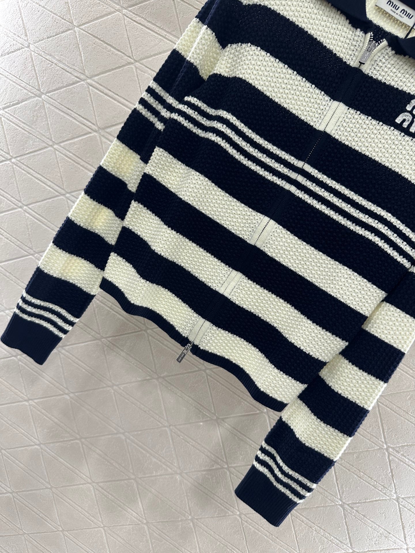 Miu 25fw all-match cardigan