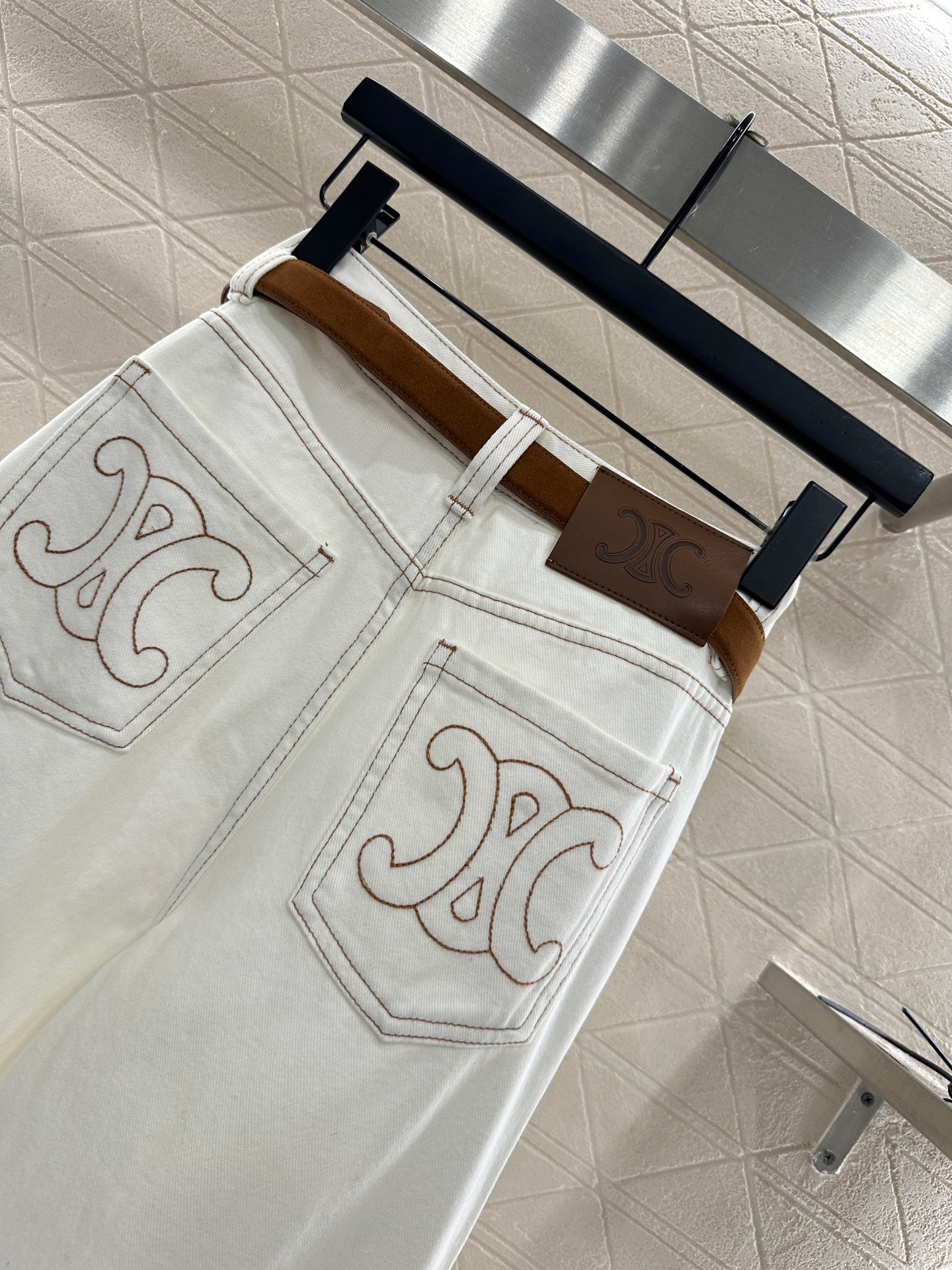 Cel 25fw all-match jeans