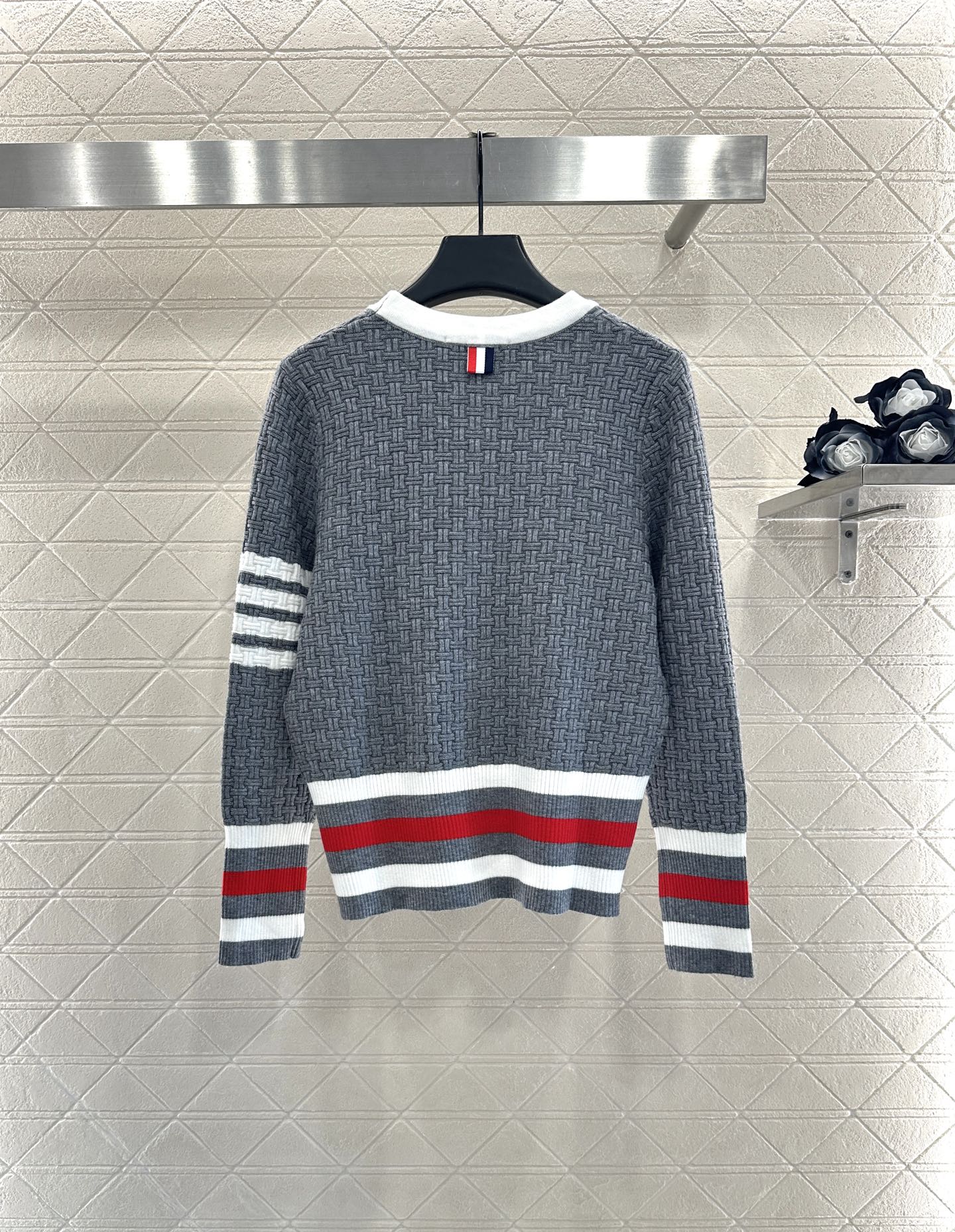 Tho 25fw embroidered cardigan