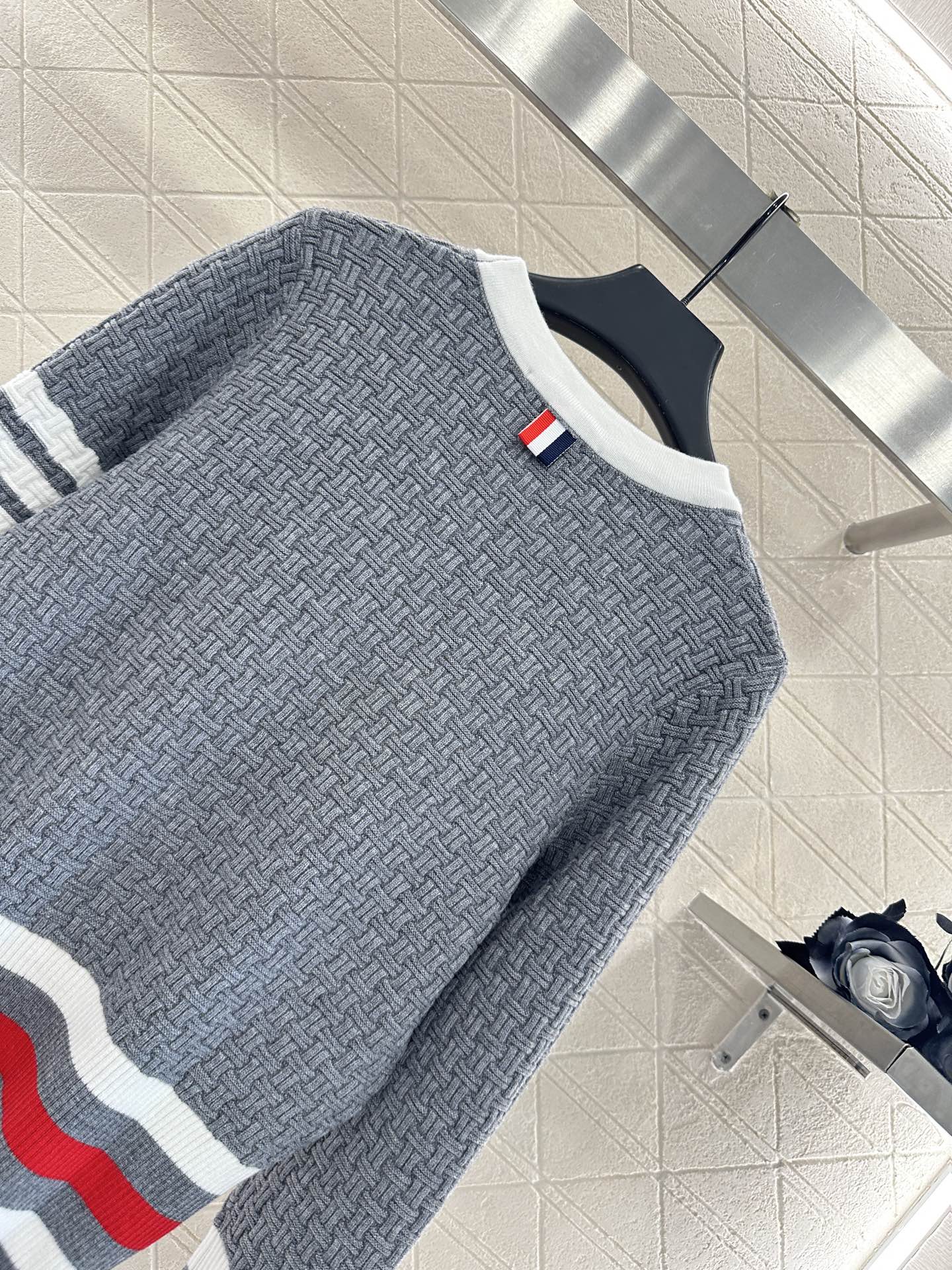 Tho 25fw embroidered cardigan