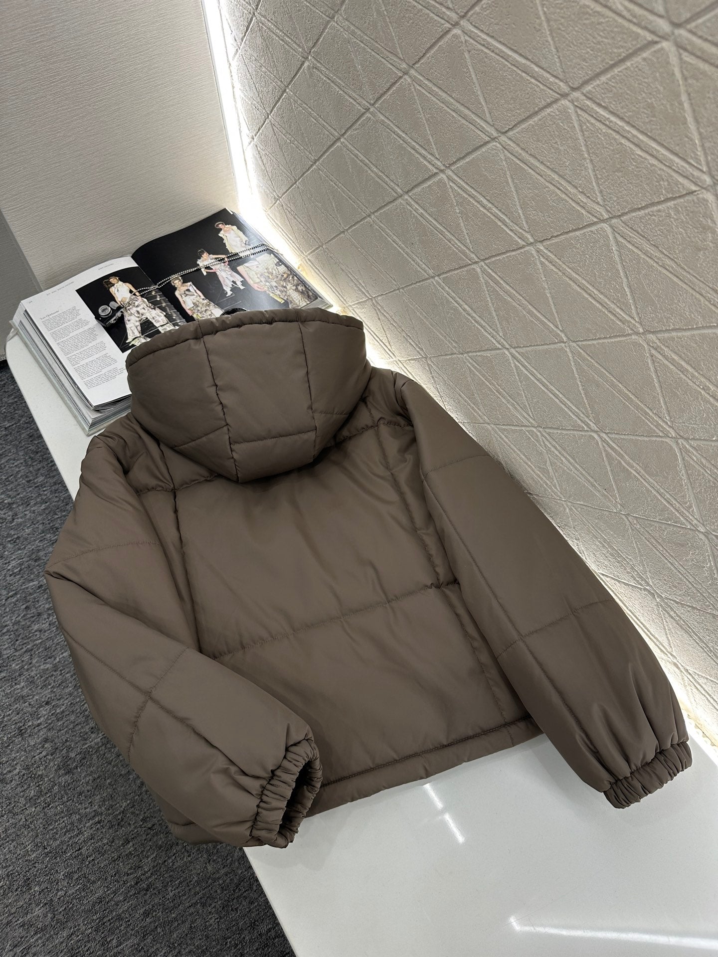 Louis 25fw down jacket