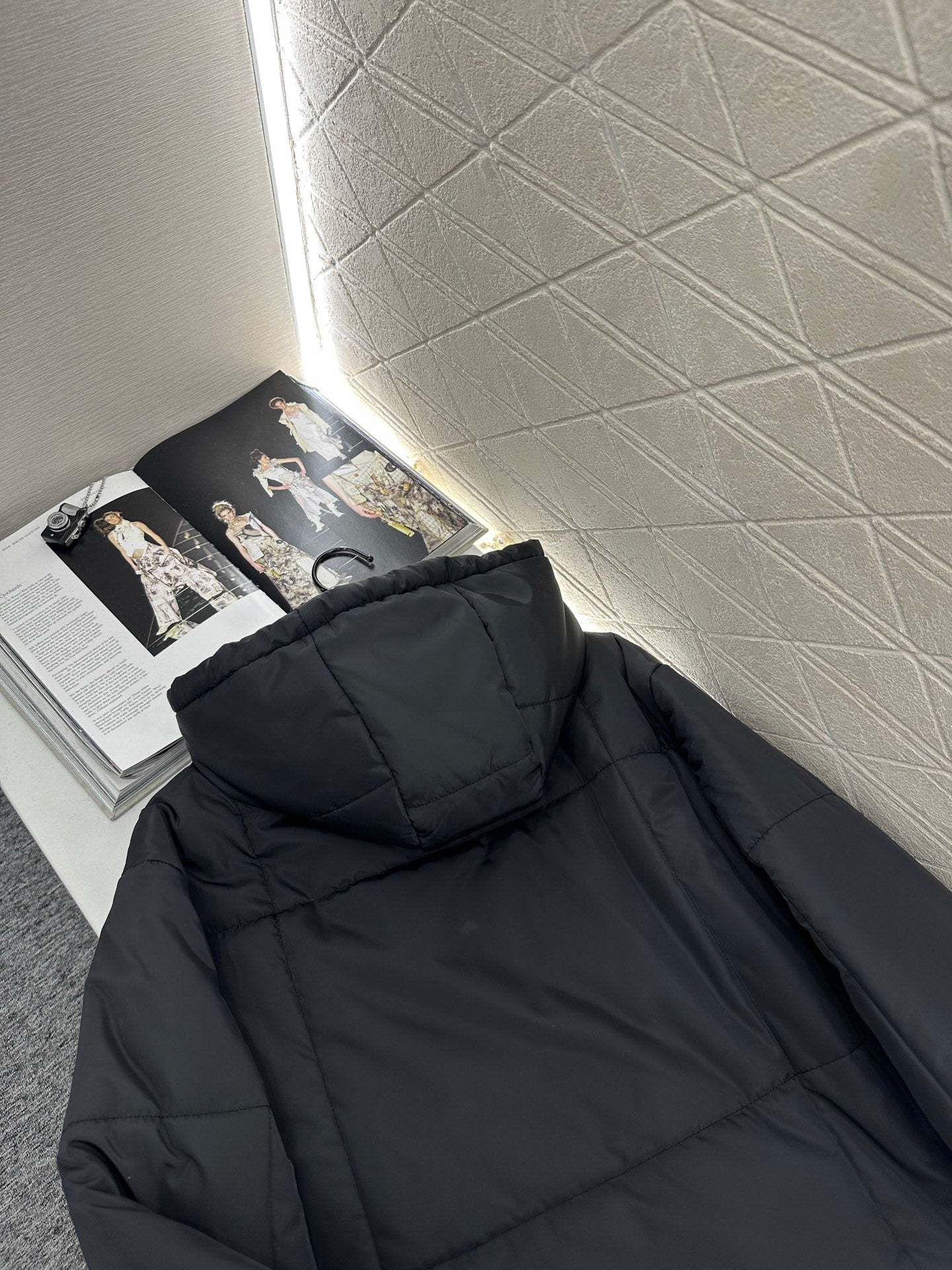 Louis 25fw down jacket