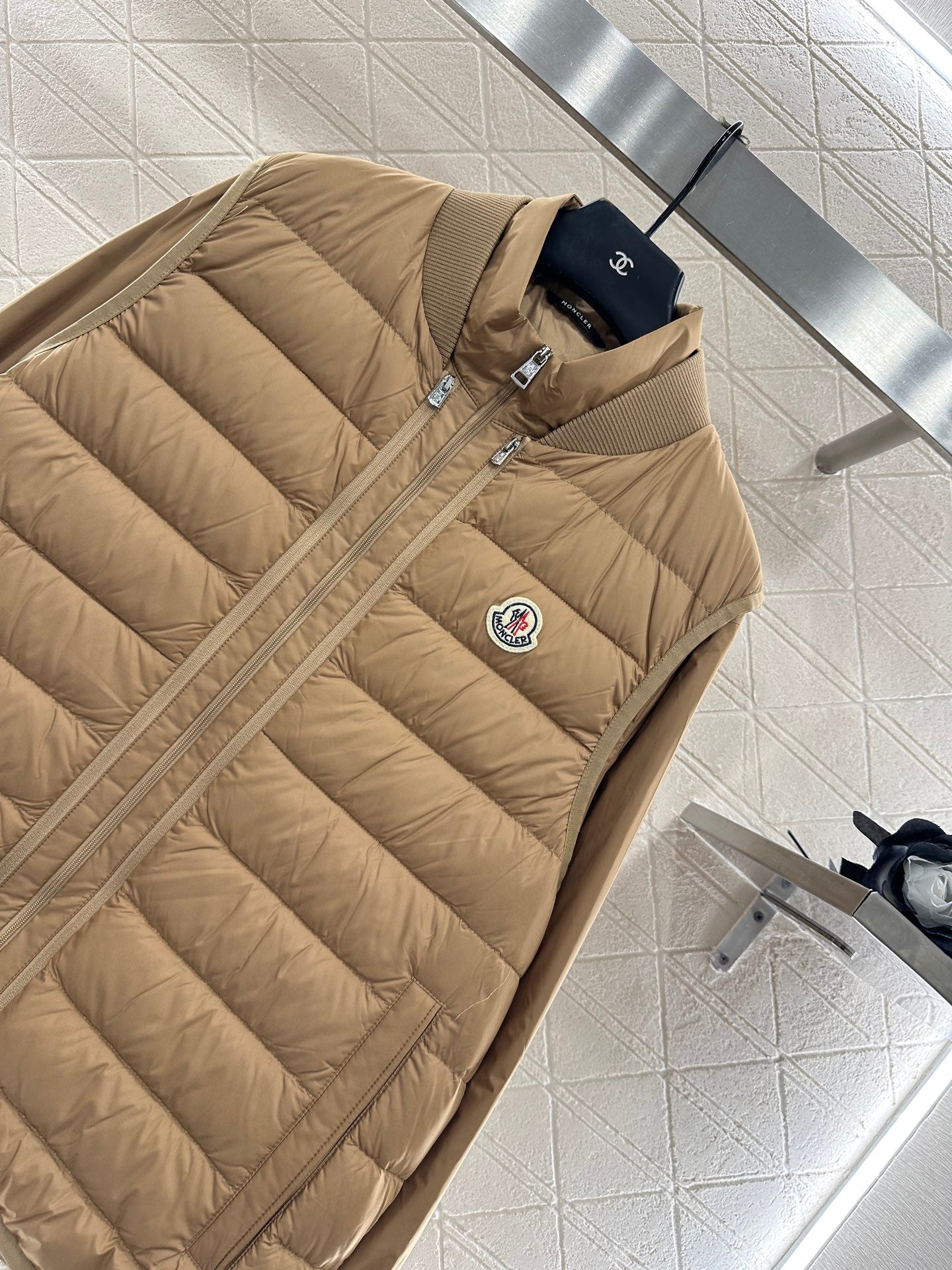 Mon 25fw down jacket