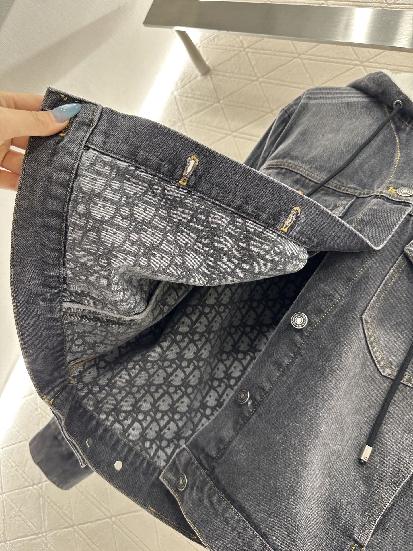 CD 25fw all-match jacket