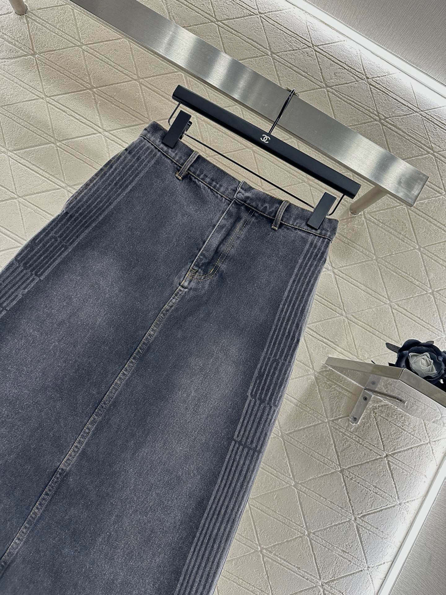 CD 25fw leisure skirt