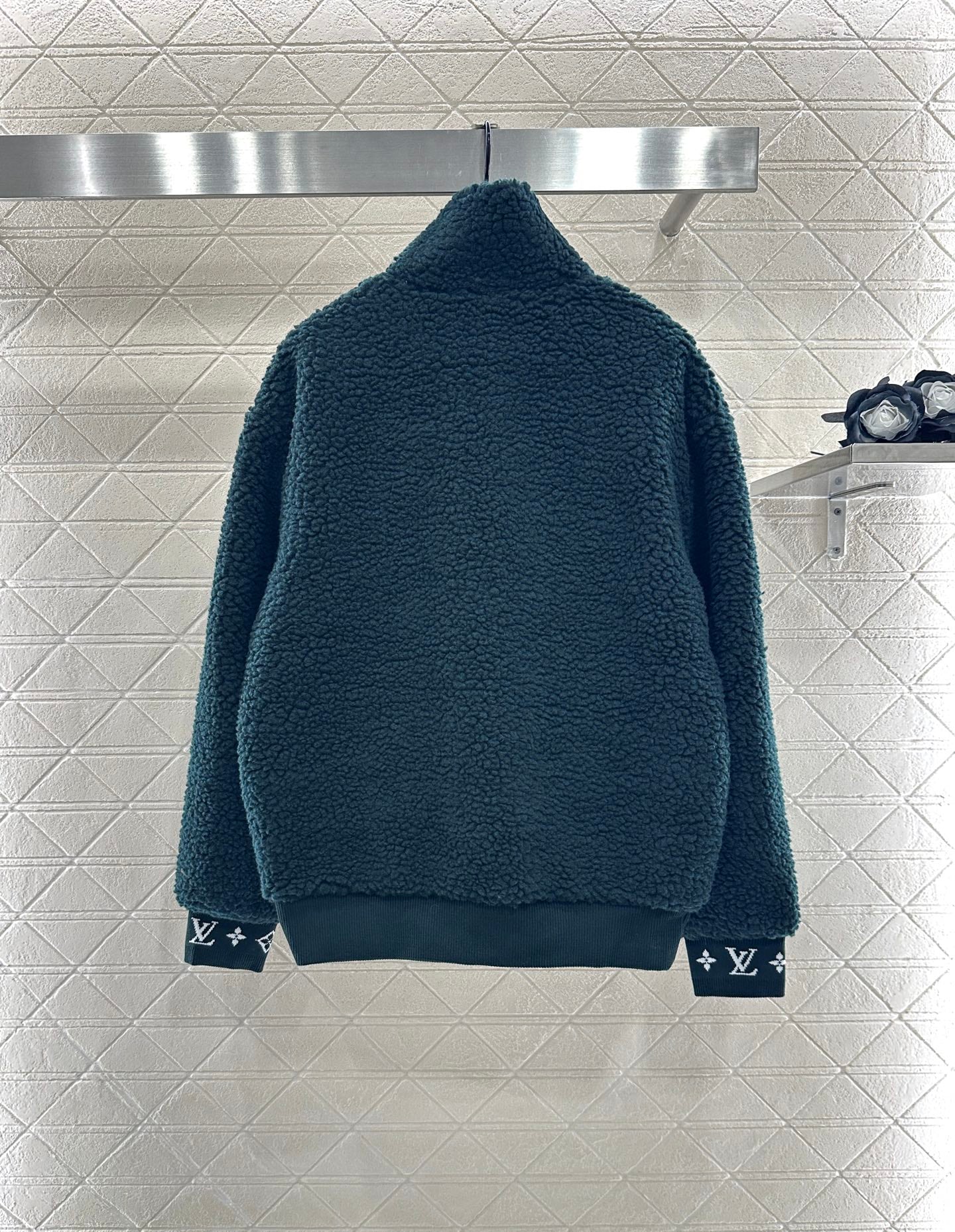 Louis 25fw plush jacket