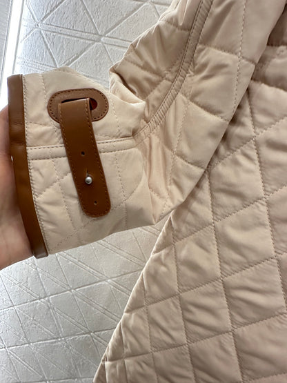 Loro 25fw down jacket