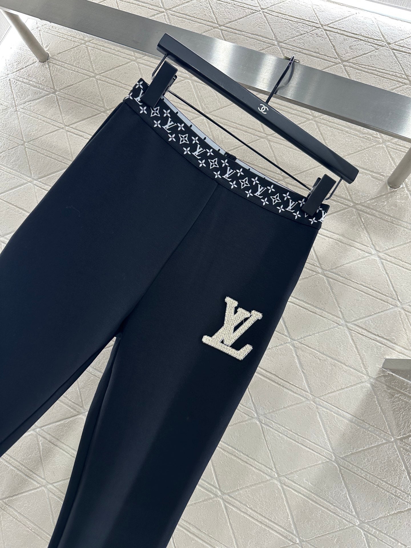 Louis 25fw jacquard pants