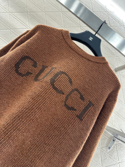 Guc 25fw embroidered sweater