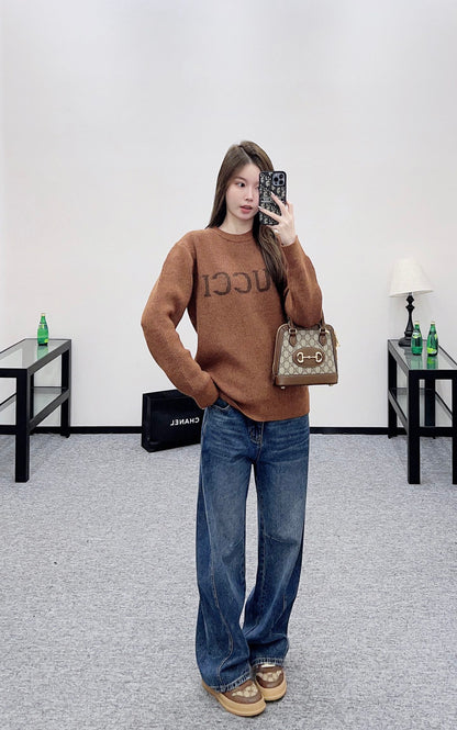 Guc 25fw embroidered sweater