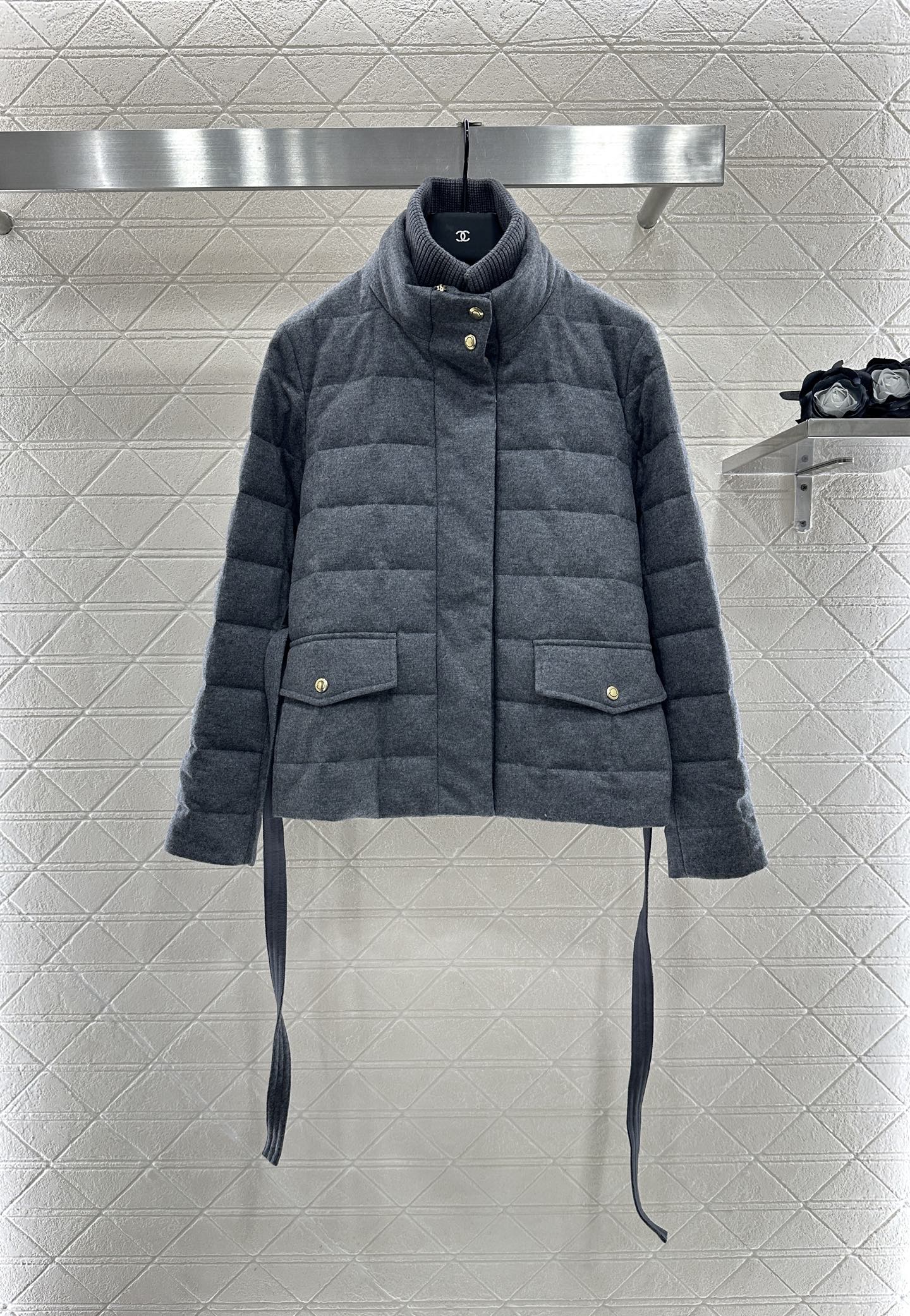 Mon 25fw down jacket