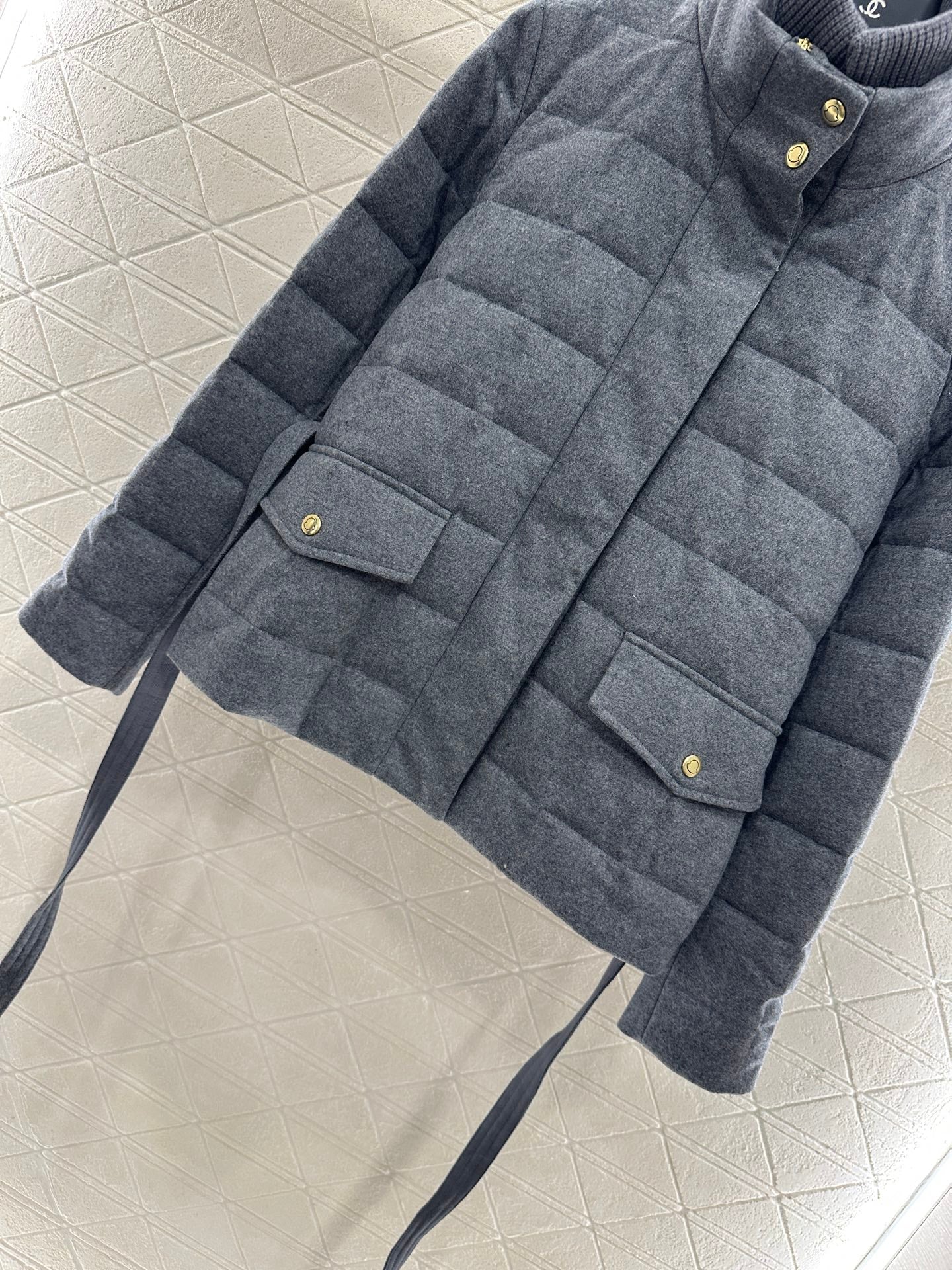 Mon 25fw down jacket