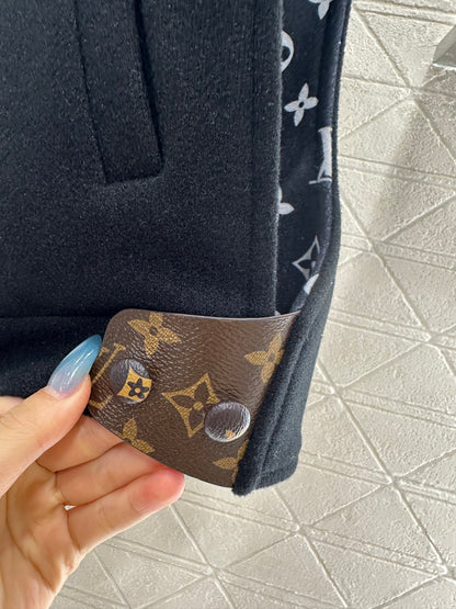 Louis 25fw all-match vest