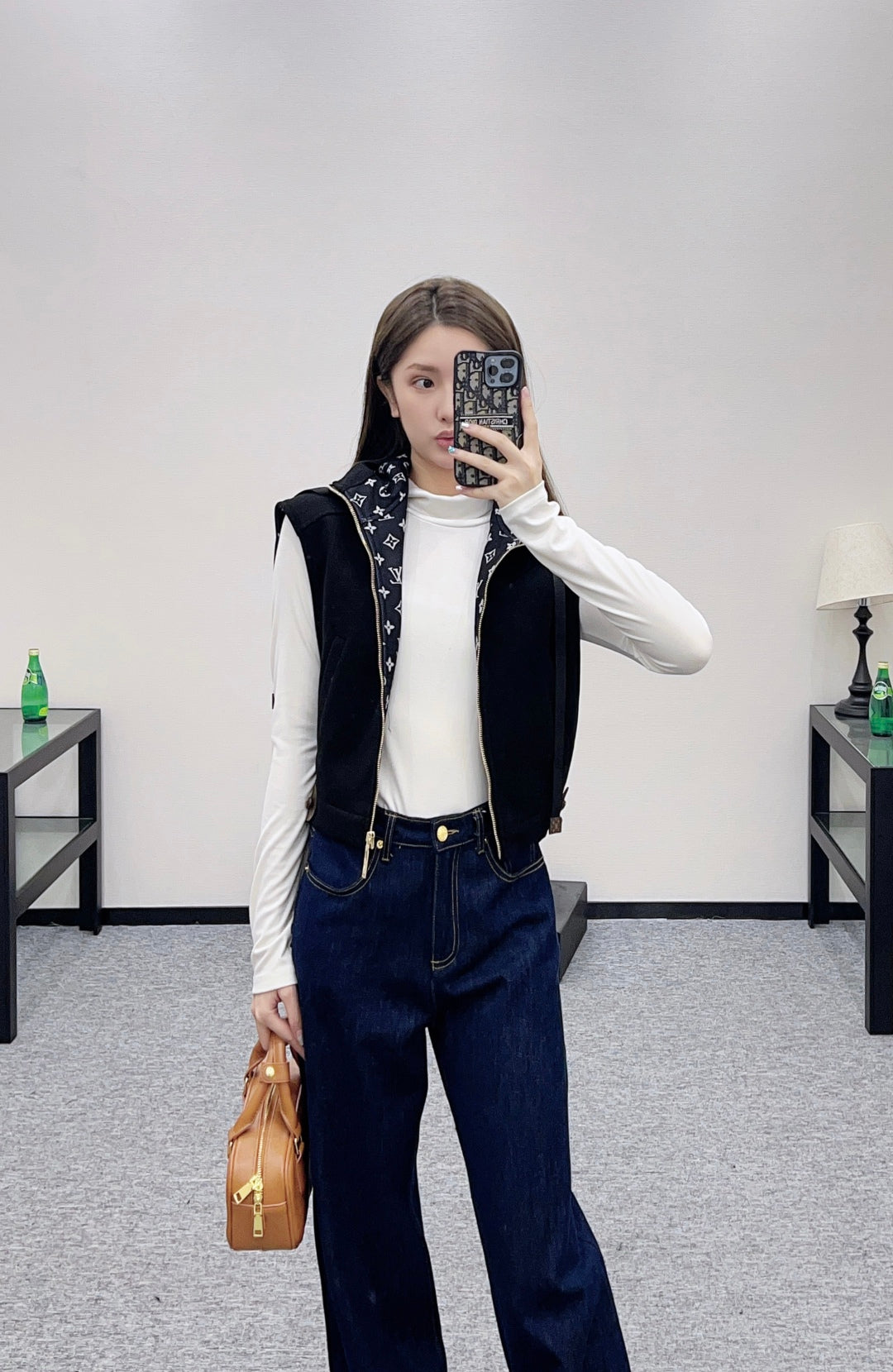 Louis 25fw all-match vest