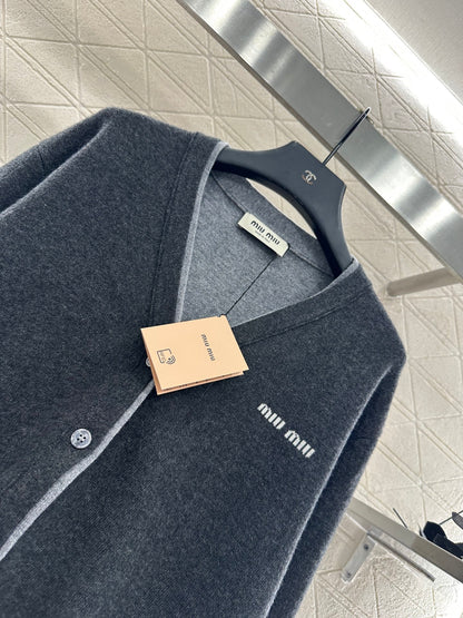 Miu 25fw leisure cardigan