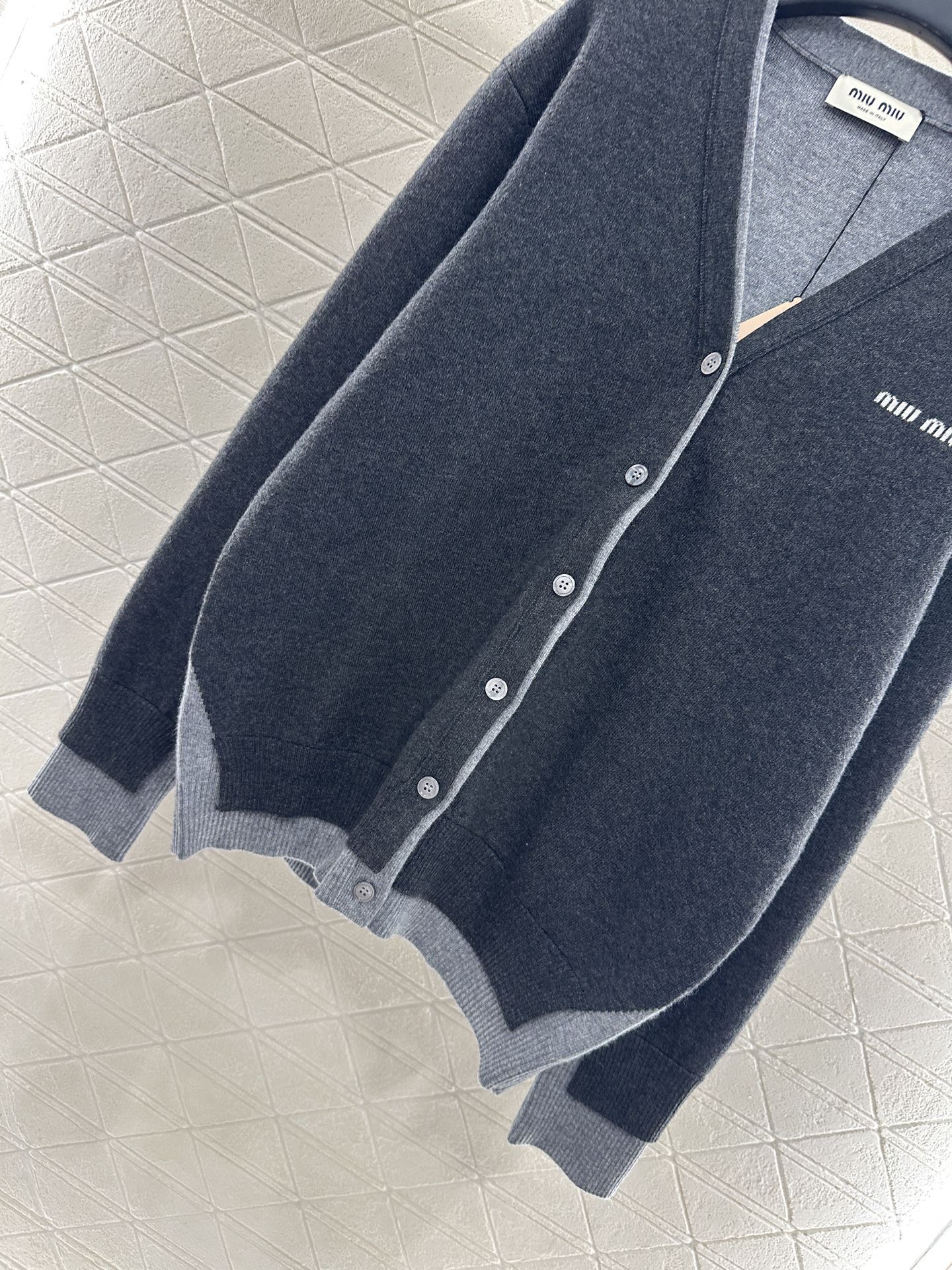 Miu 25fw leisure cardigan