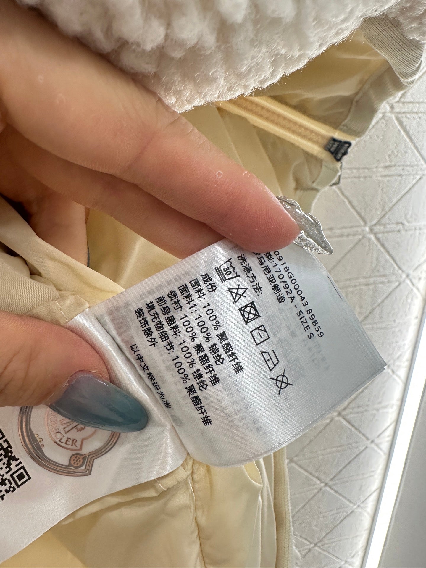 Mon 25fw down jacket