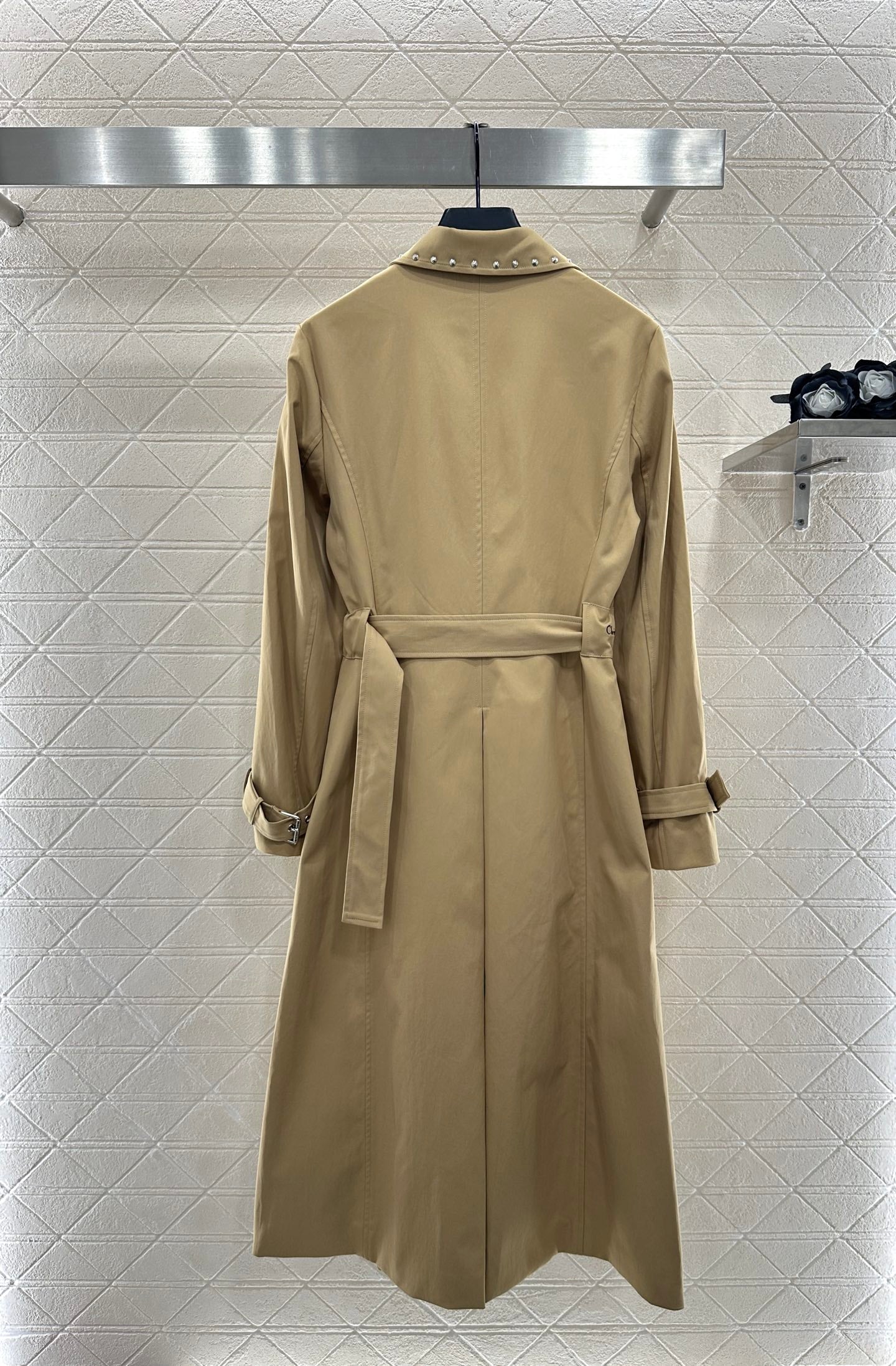 CD 25fw trench coat