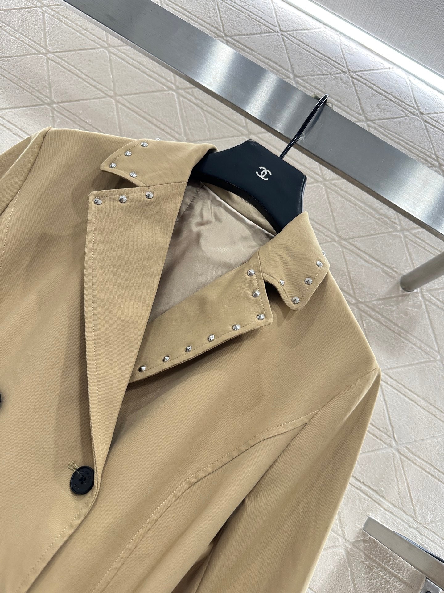 CD 25fw trench coat