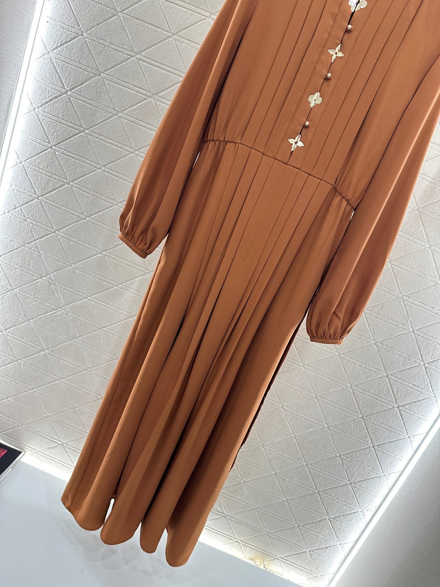 Louis 25fw leisure dress