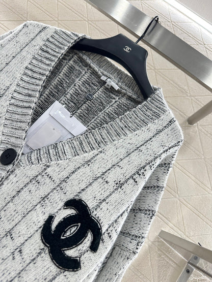 Chan 25fw knitted cardigan