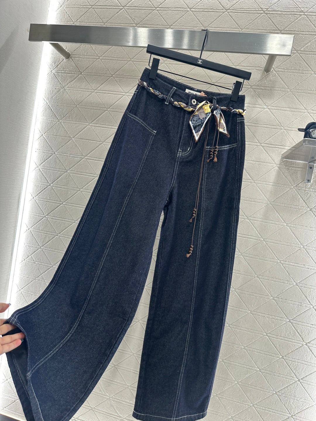 Miu 25fw all-match jeans